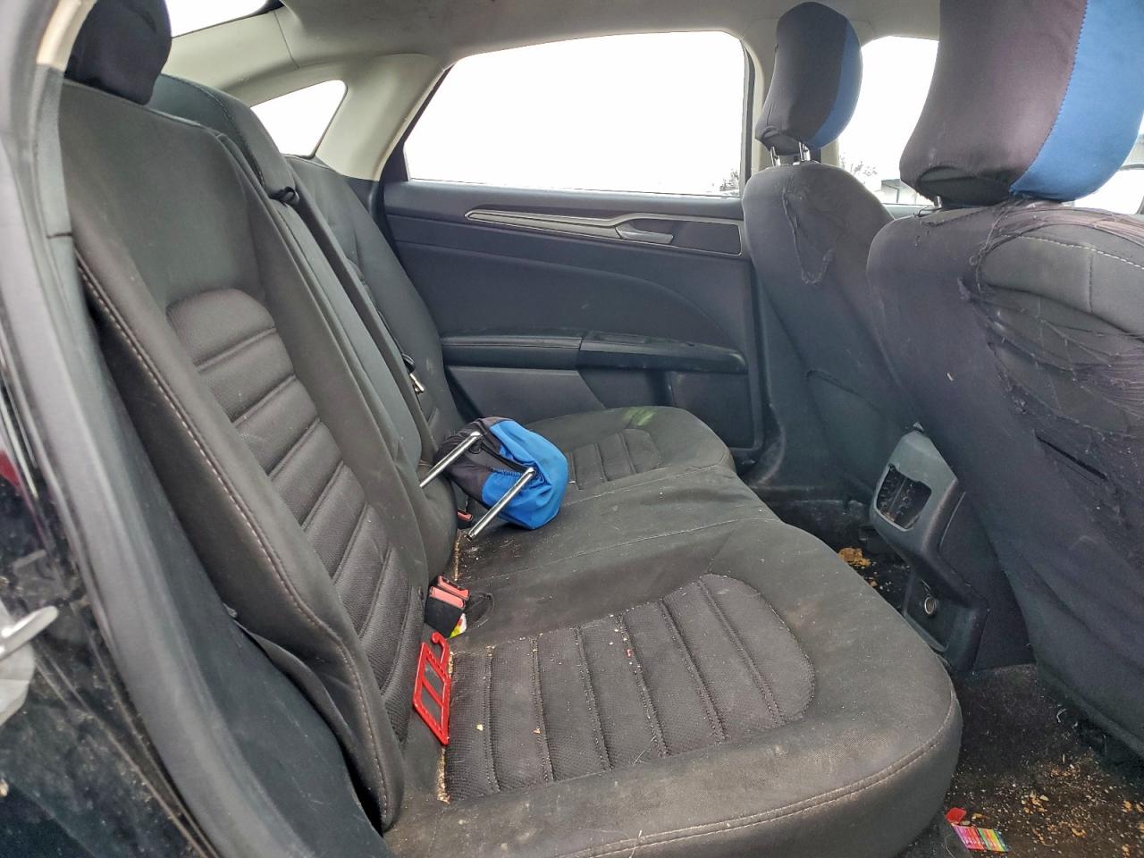 Ford Fusion Se Hybrid Image 11