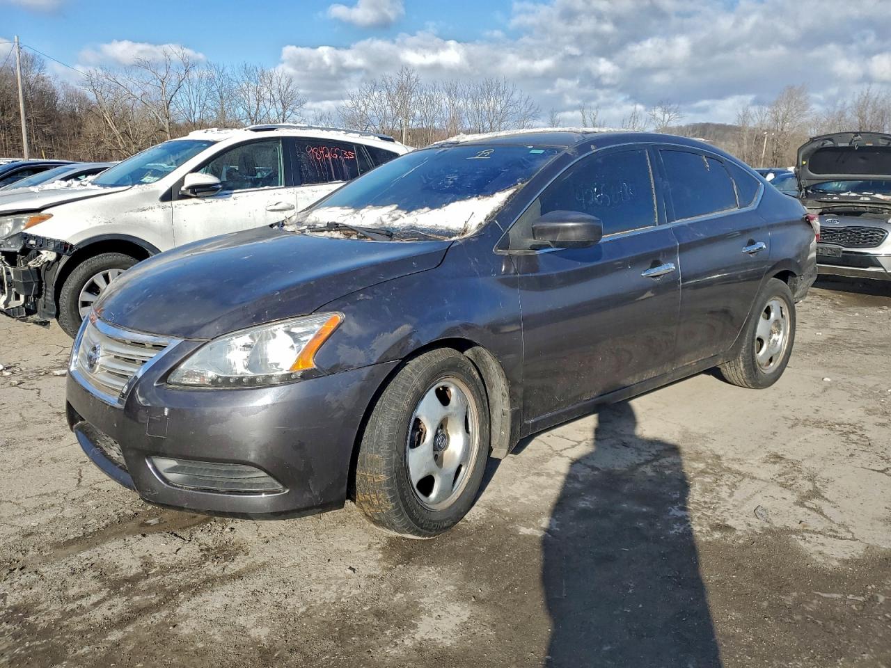 Nissan Sentra S Image 1