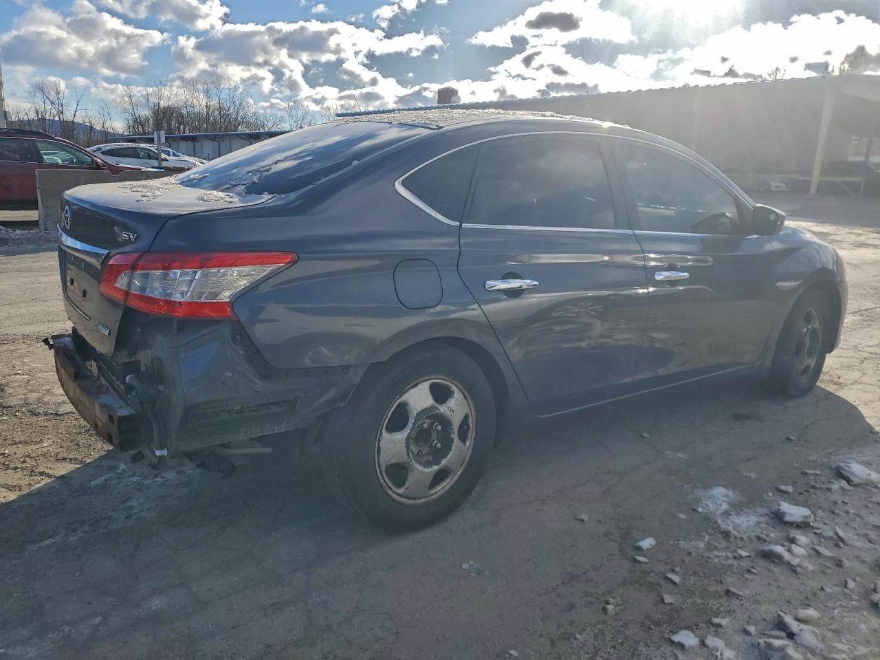 Nissan Sentra S Image 4