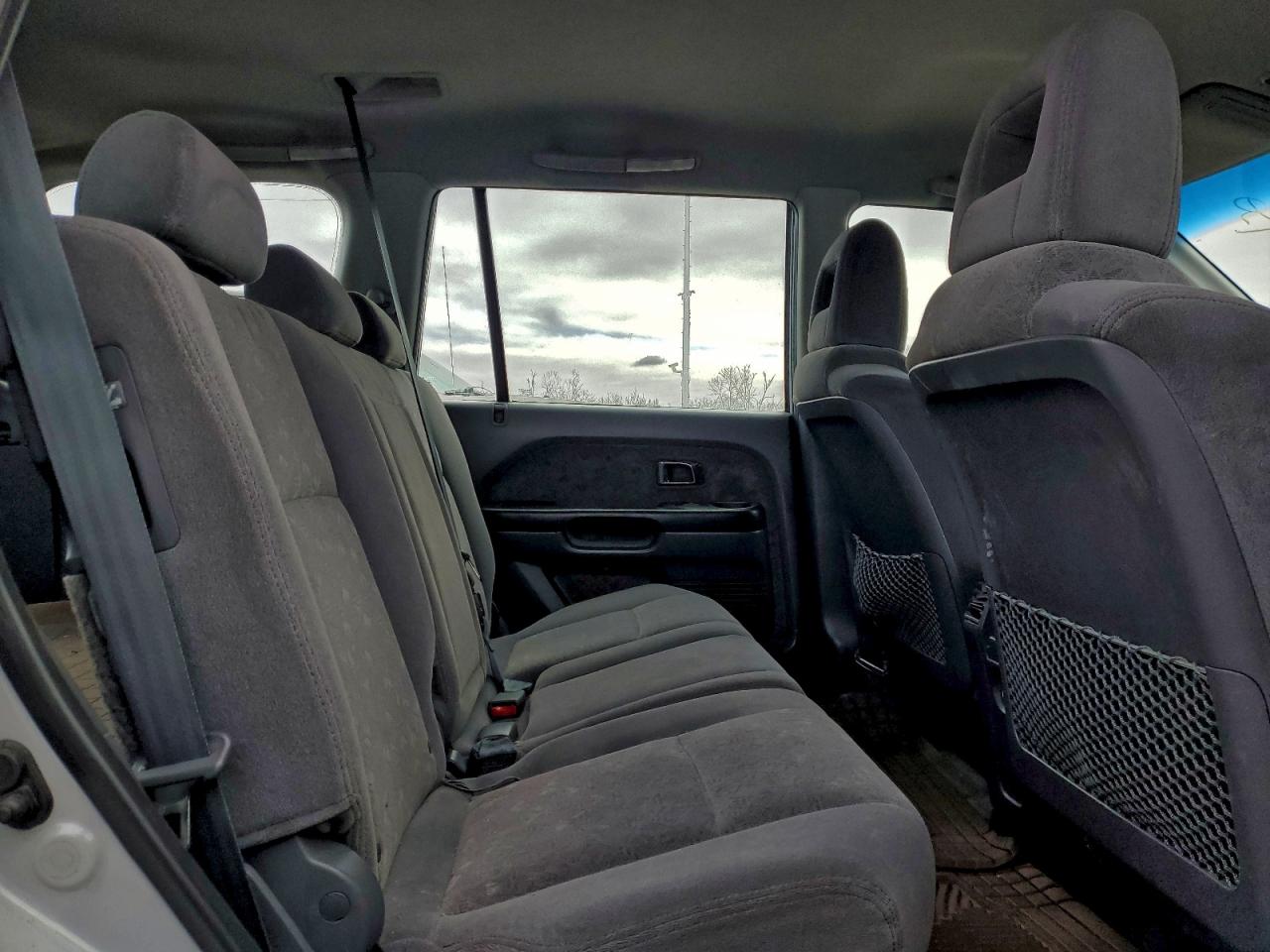 Honda Pilot Lx Image 8