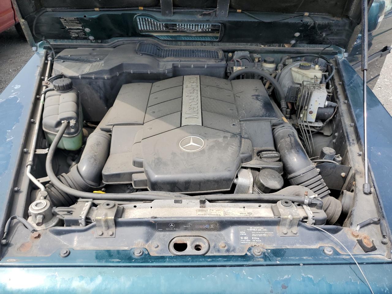 Mercedes-Benz G-Class 500 Image 12