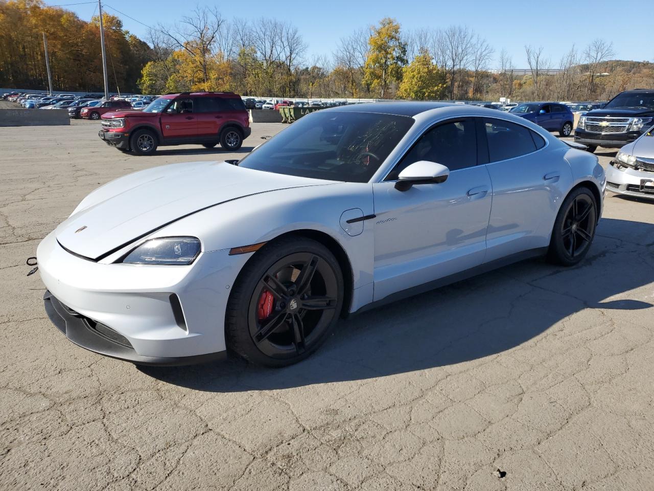 Porsche Taycan 4s Image 1