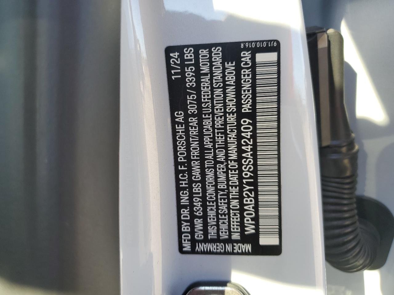 Porsche Taycan 4s Image 5