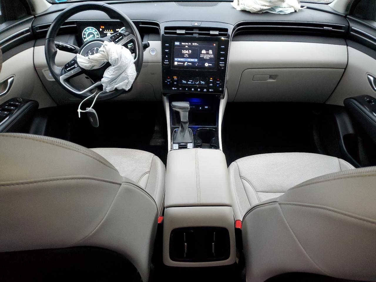 Hyundai TUCSON Sel Image 2