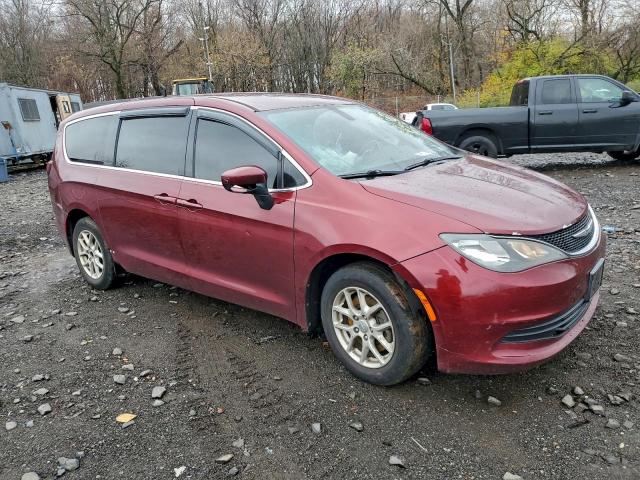 Chrysler Pacifica Touring Image 10