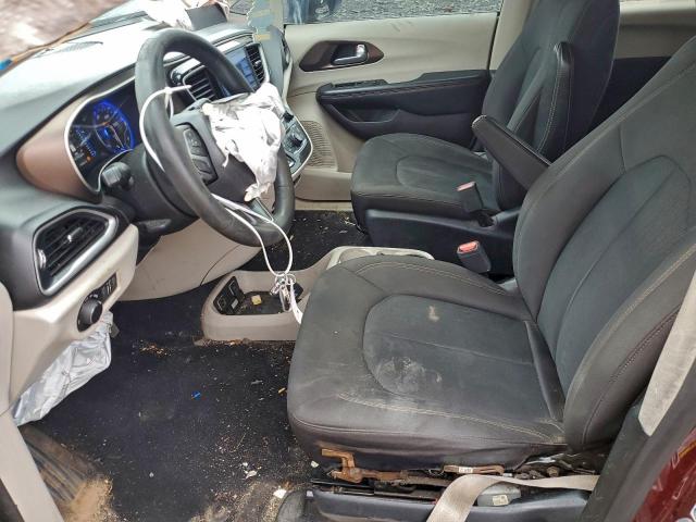 Chrysler Pacifica Touring Image 9