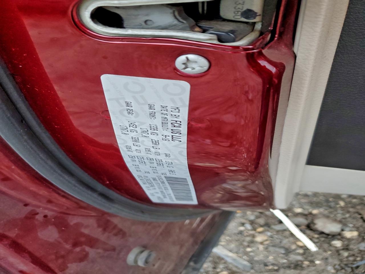 Chrysler Pacifica Touring Image 2