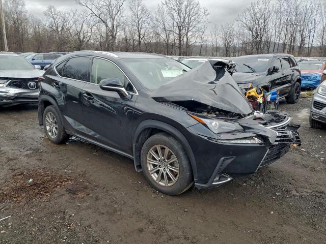 Lexus NX 300 Base Image 5