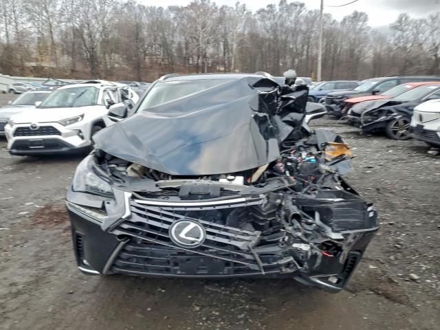 Lexus NX 300 Base Image 3