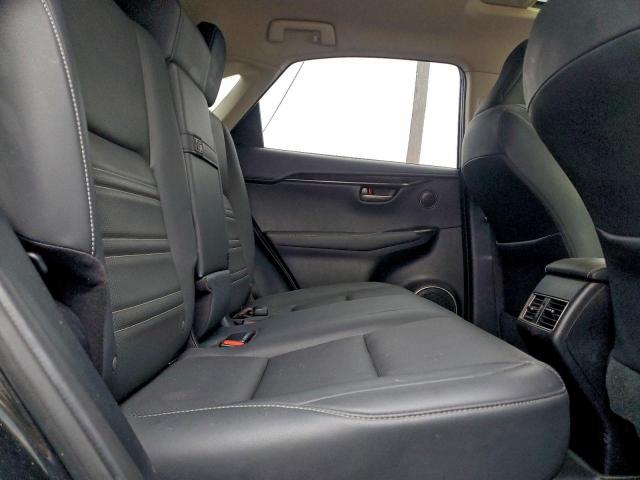 Lexus NX 300 Base Image 11