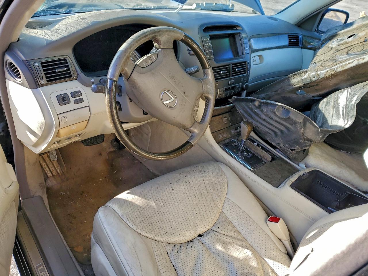 Lexus LS 430 Image 9
