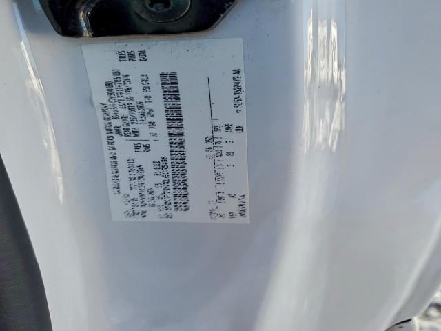 Ford F-550 Super Duty Image 9