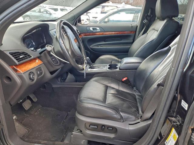 Lincoln MKT Image 10