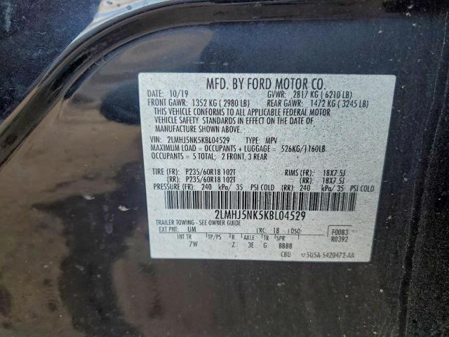 Lincoln MKT Image 11