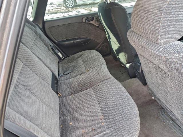 Subaru Legacy L Image 9