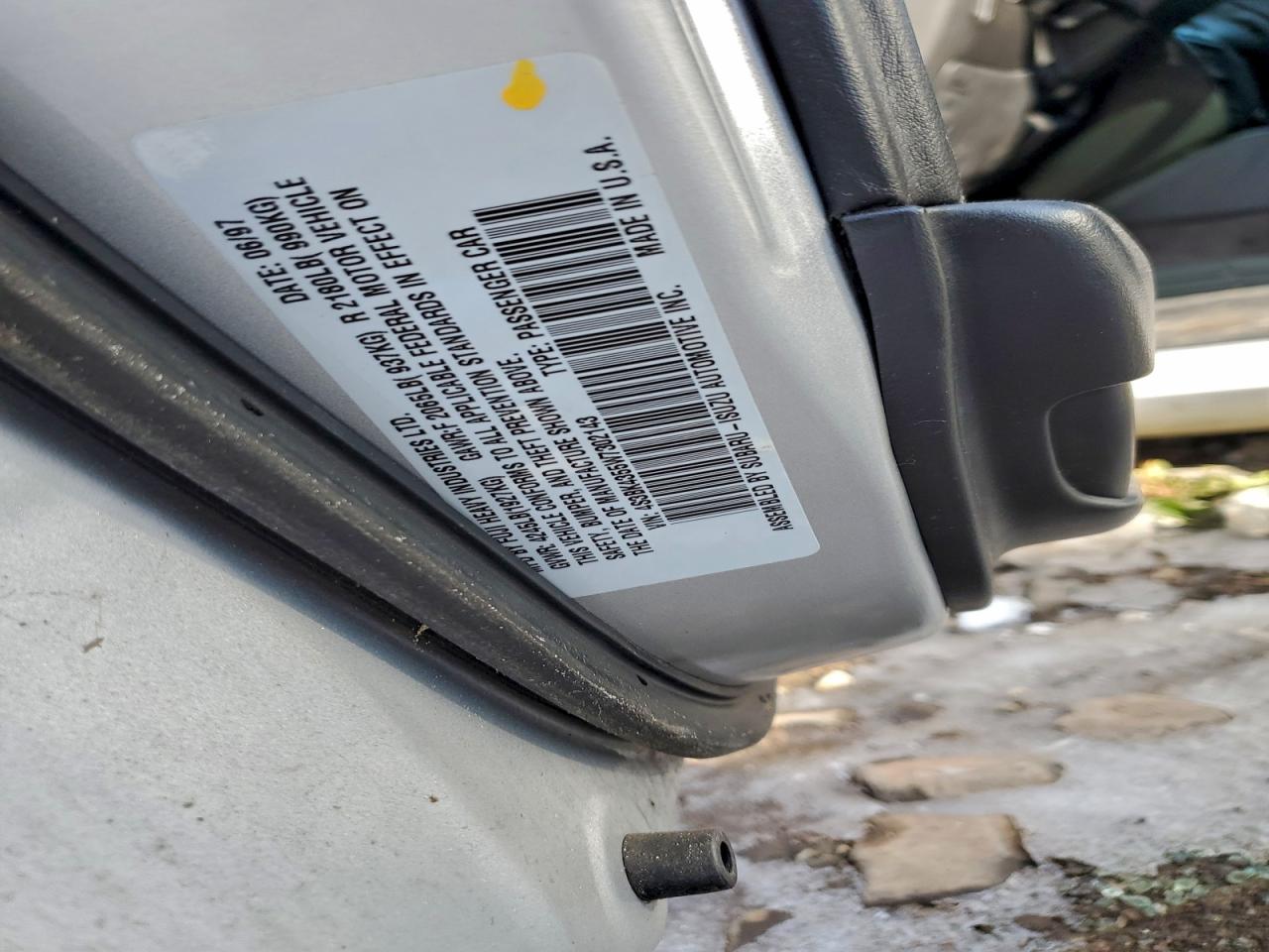 Subaru Legacy L Image 11