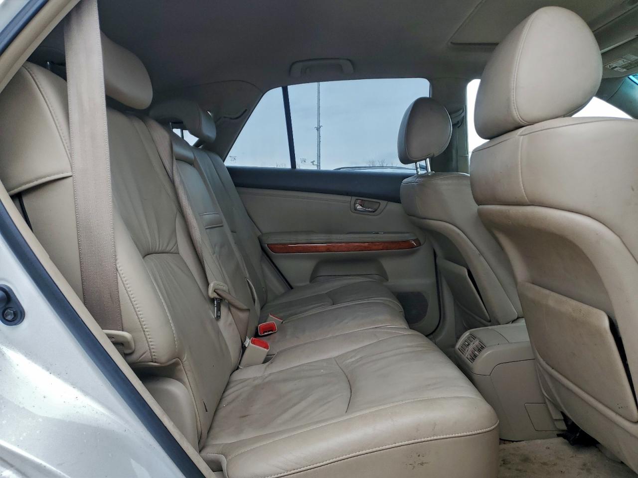 Lexus RX 330 Image 7