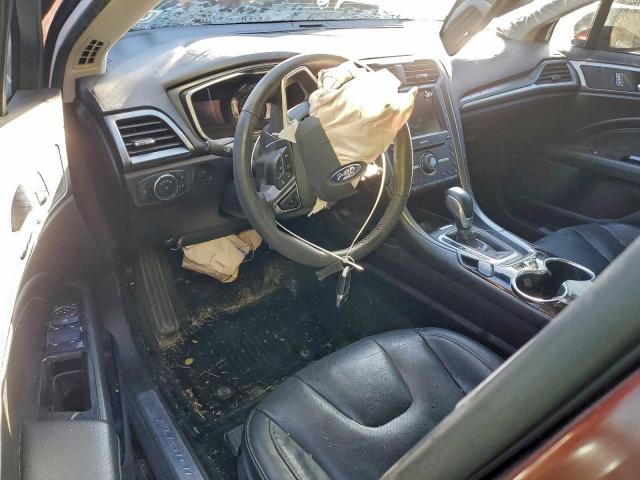 Ford Fusion Titanium Image 2