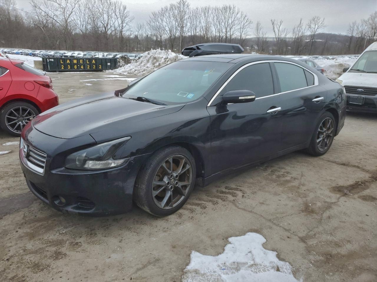 Nissan Maxima S Image 1