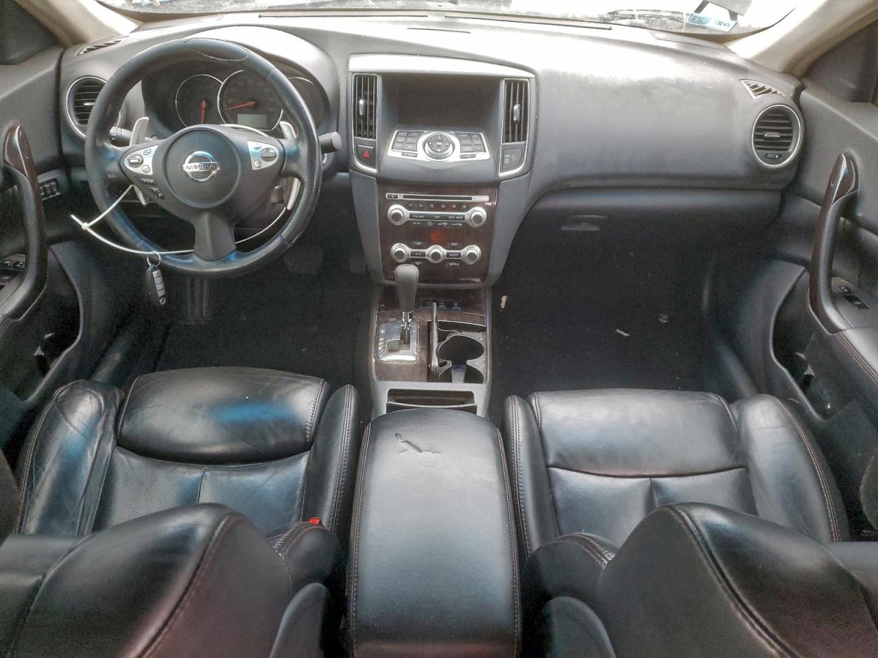 Nissan Maxima S Image 7