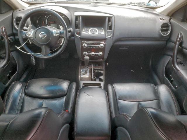 Nissan Maxima S Image 7