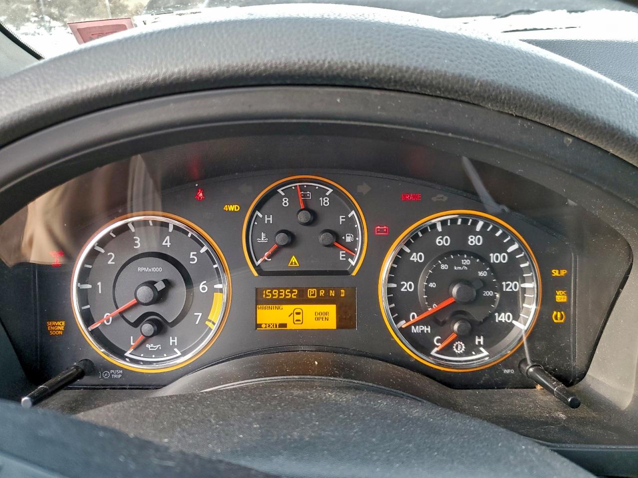 Nissan Armada Se Image 7