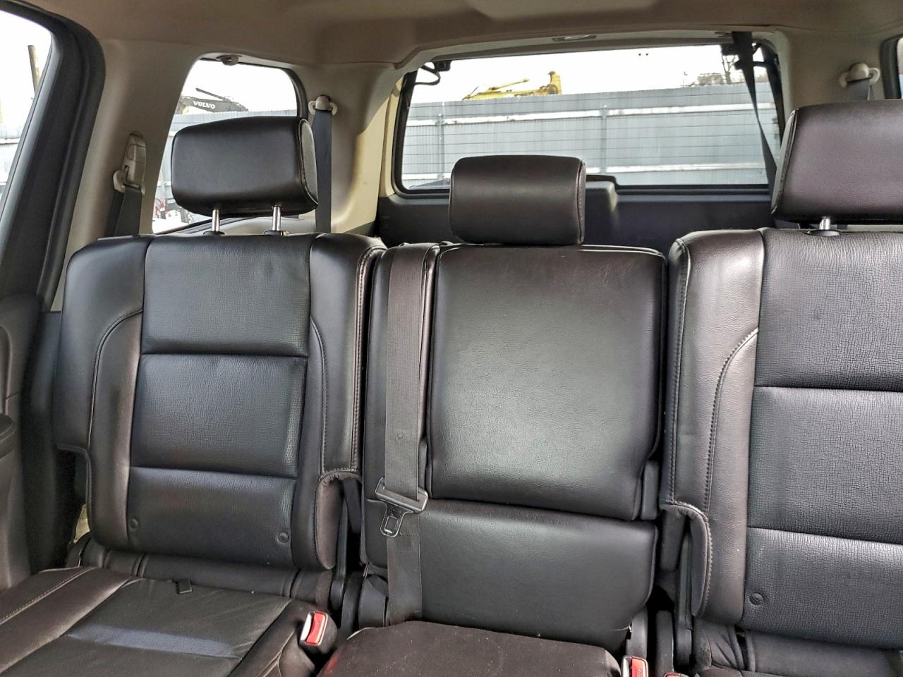 Nissan Armada Se Image 12