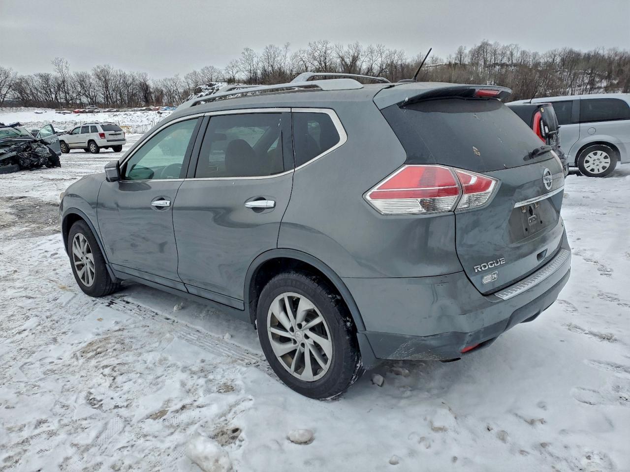 Nissan Rogue S Image 6