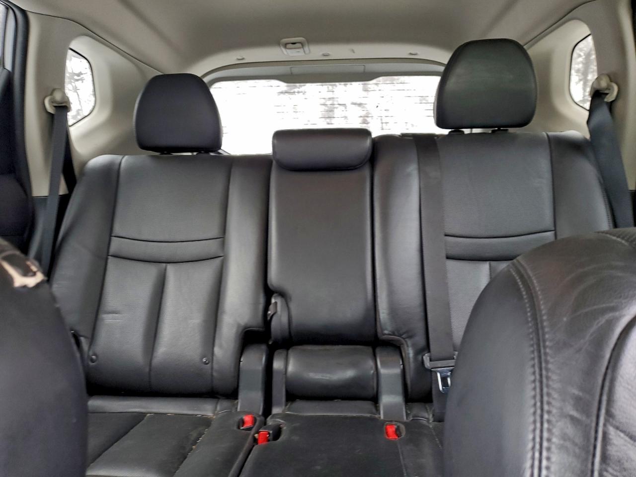 Nissan Rogue S Image 10