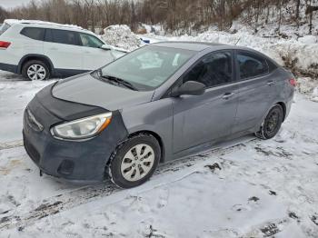  Salvage Hyundai ACCENT