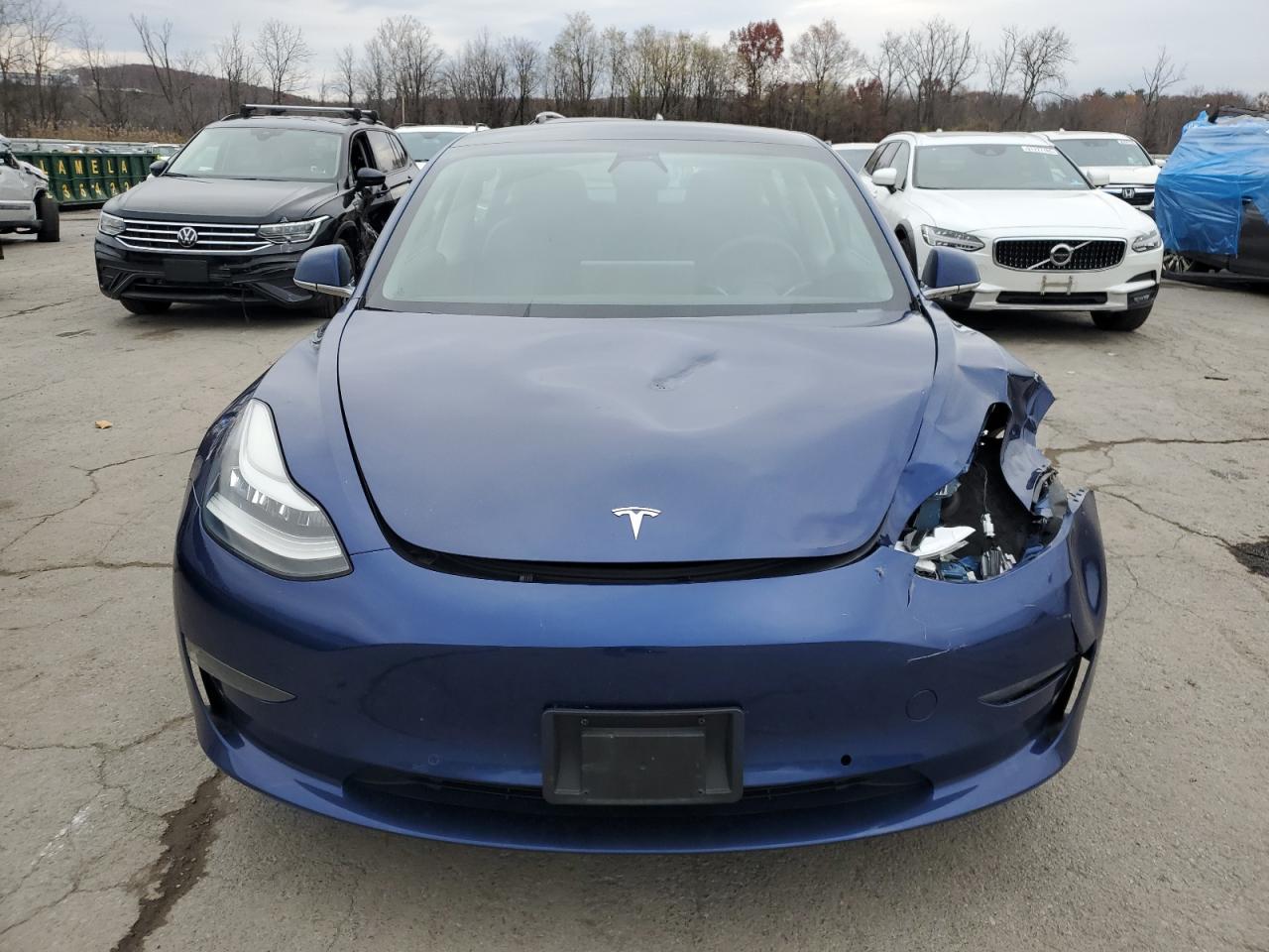 Tesla Model 3 Image 2