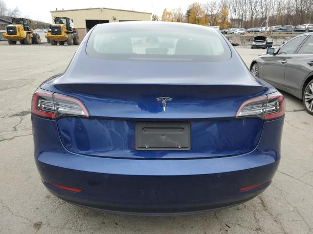 Tesla Model 3 Image 5