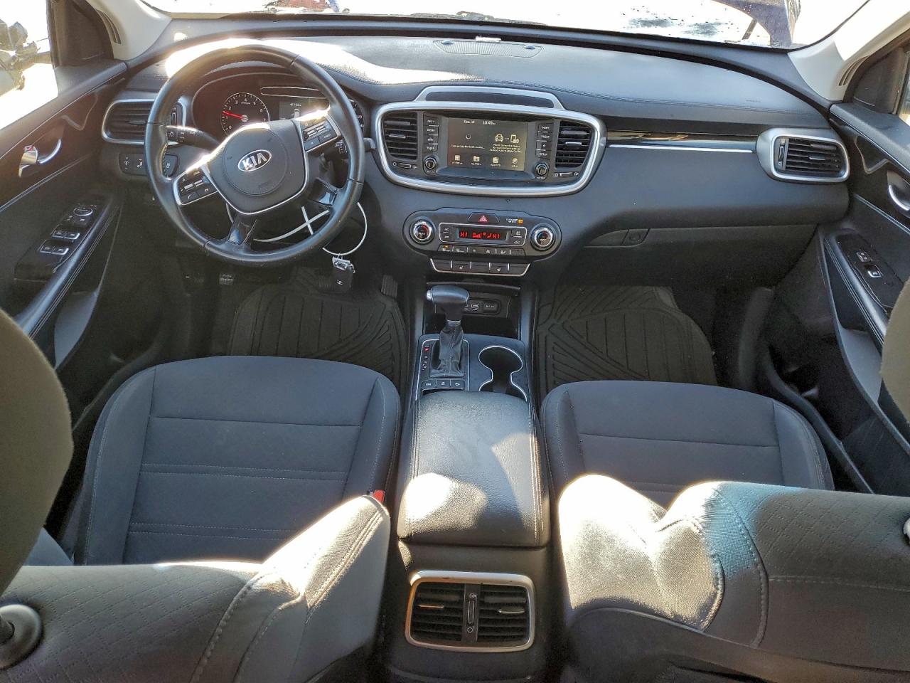 Kia Sorento Lx Image 11