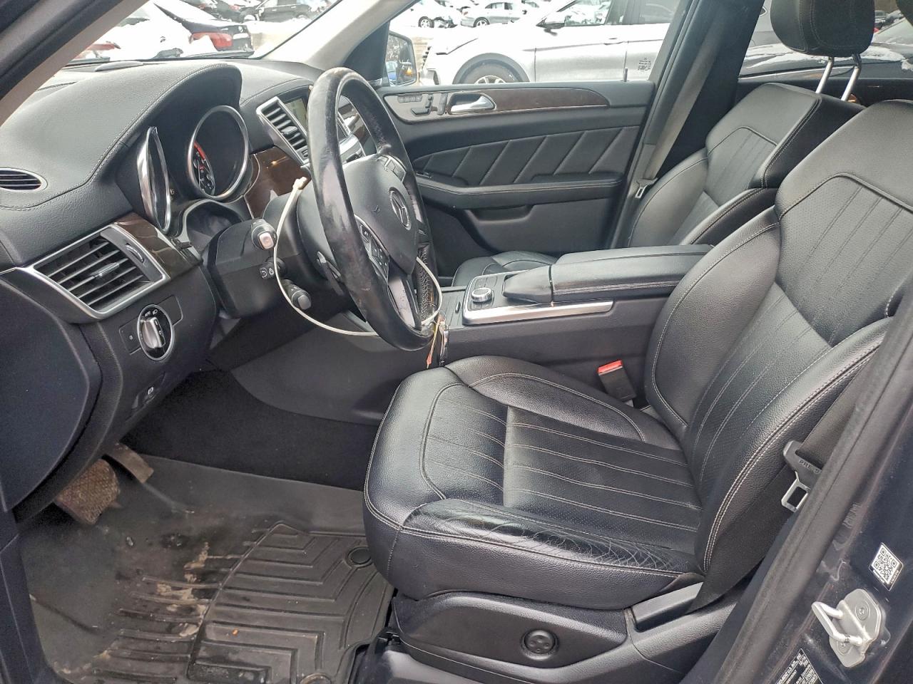 Mercedes-Benz G-Class 350 Bluetec Image 10