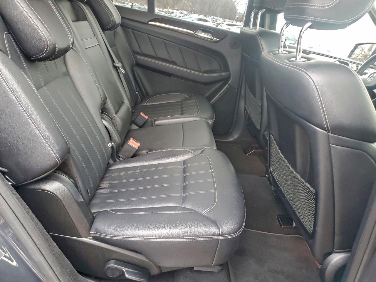 Mercedes-Benz G-Class 350 Bluetec Image 8