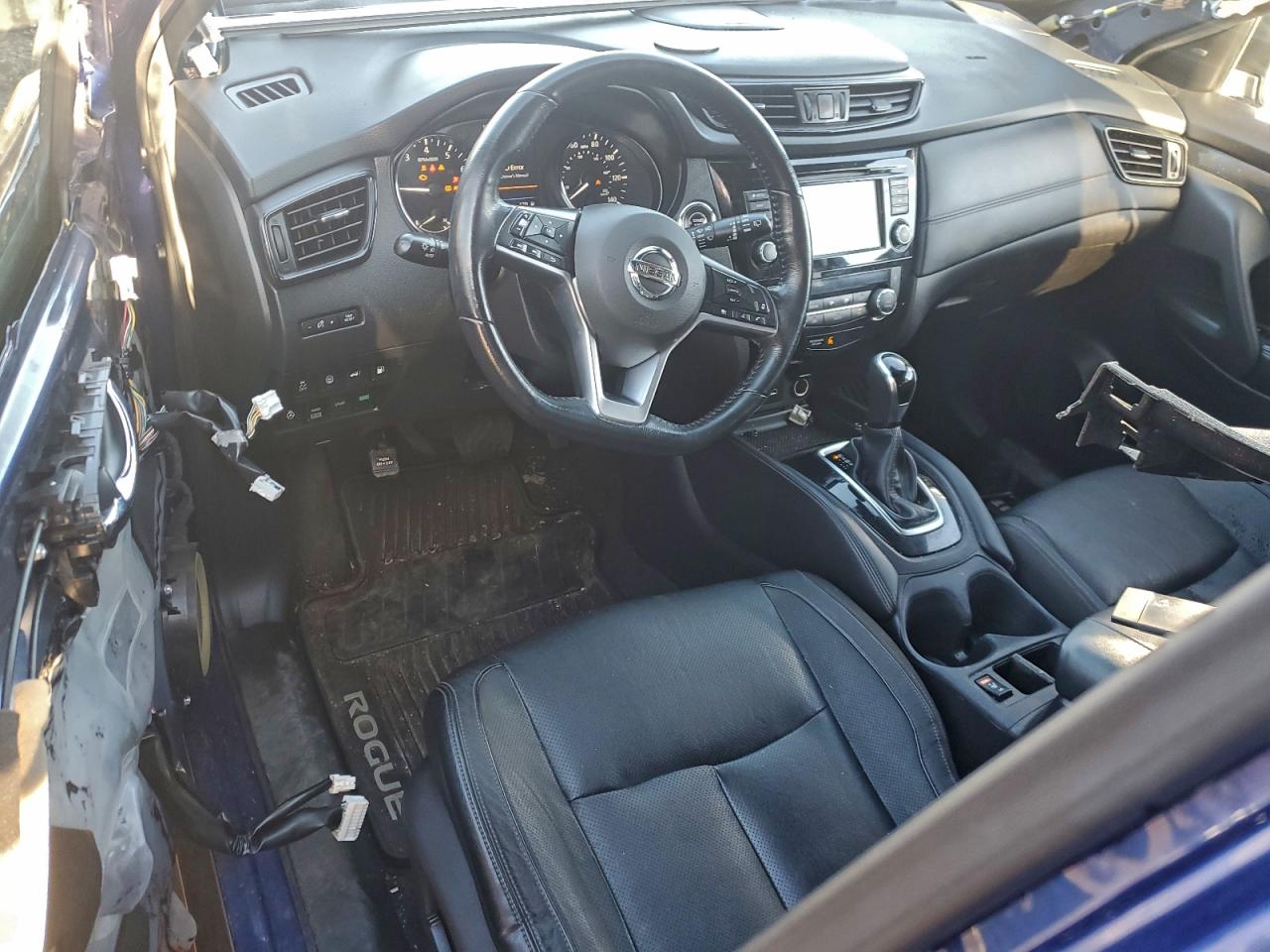 Nissan Rogue S Image 6