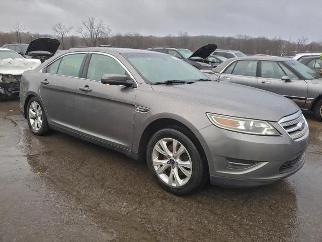 Ford Taurus Sel Image 9