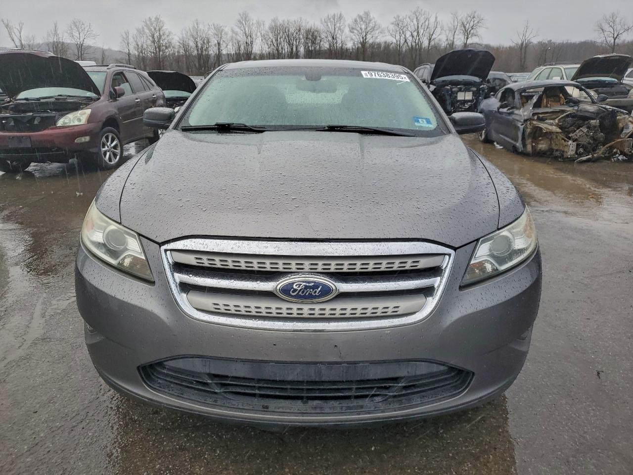 Ford Taurus Sel Image 8