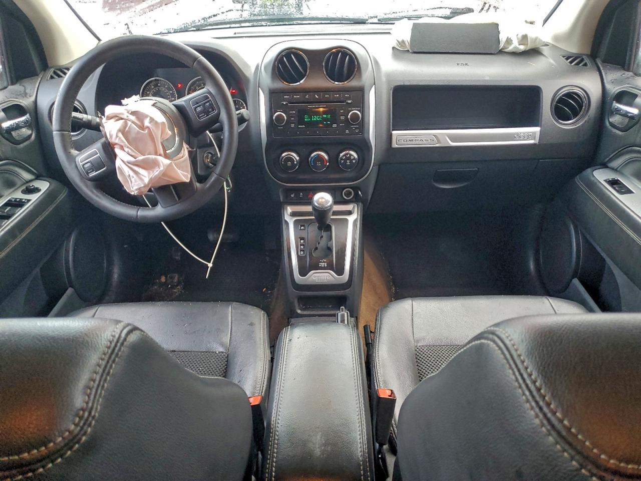 Jeep Compass Latitude Image 10