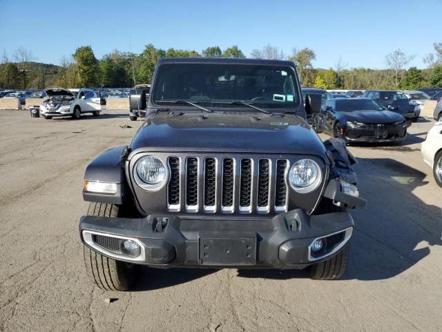 Jeep Gladiator Overland Image 3