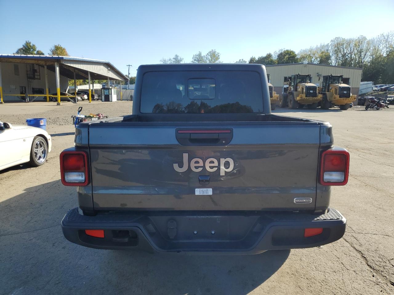 Jeep Gladiator Overland Image 6