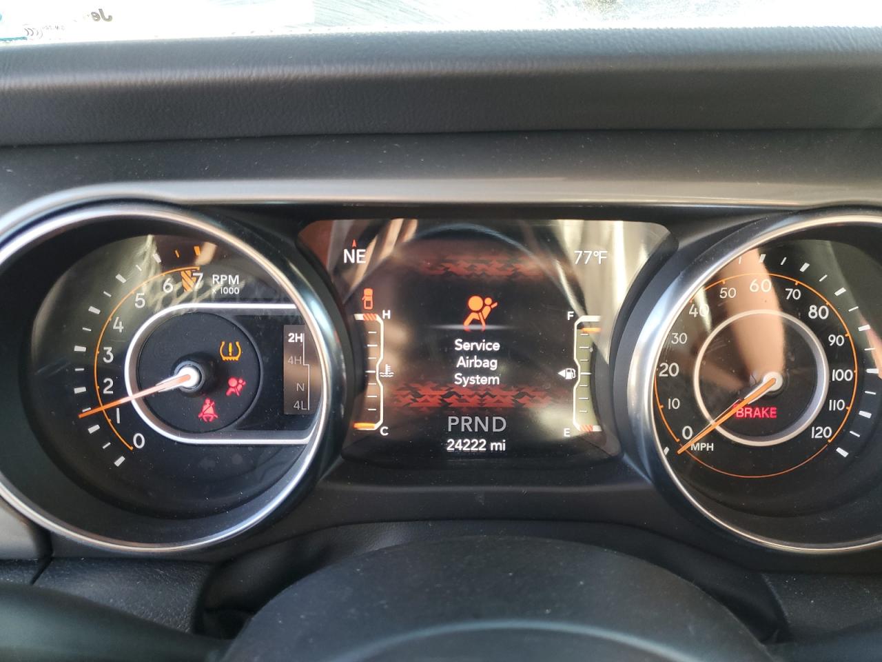 Jeep Gladiator Overland Image 5