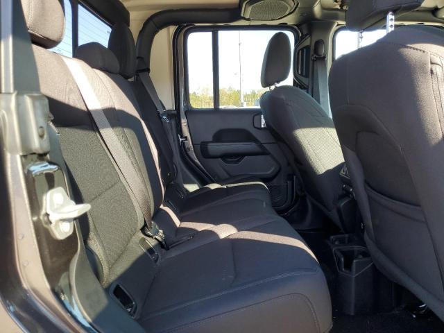 Jeep Gladiator Overland Image 8