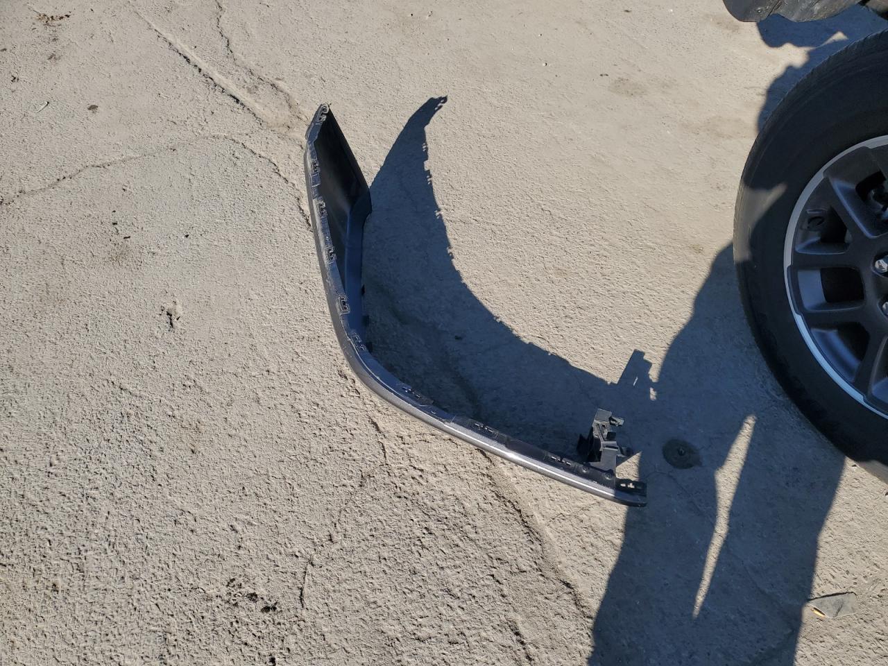 Jeep Gladiator Overland Image 13