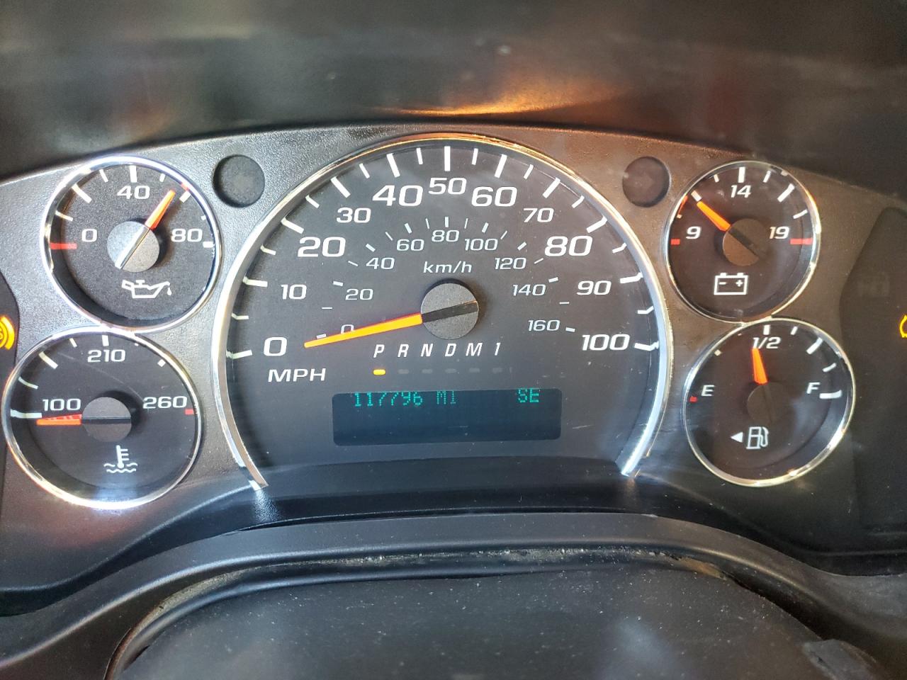 Chevrolet Express Image 8