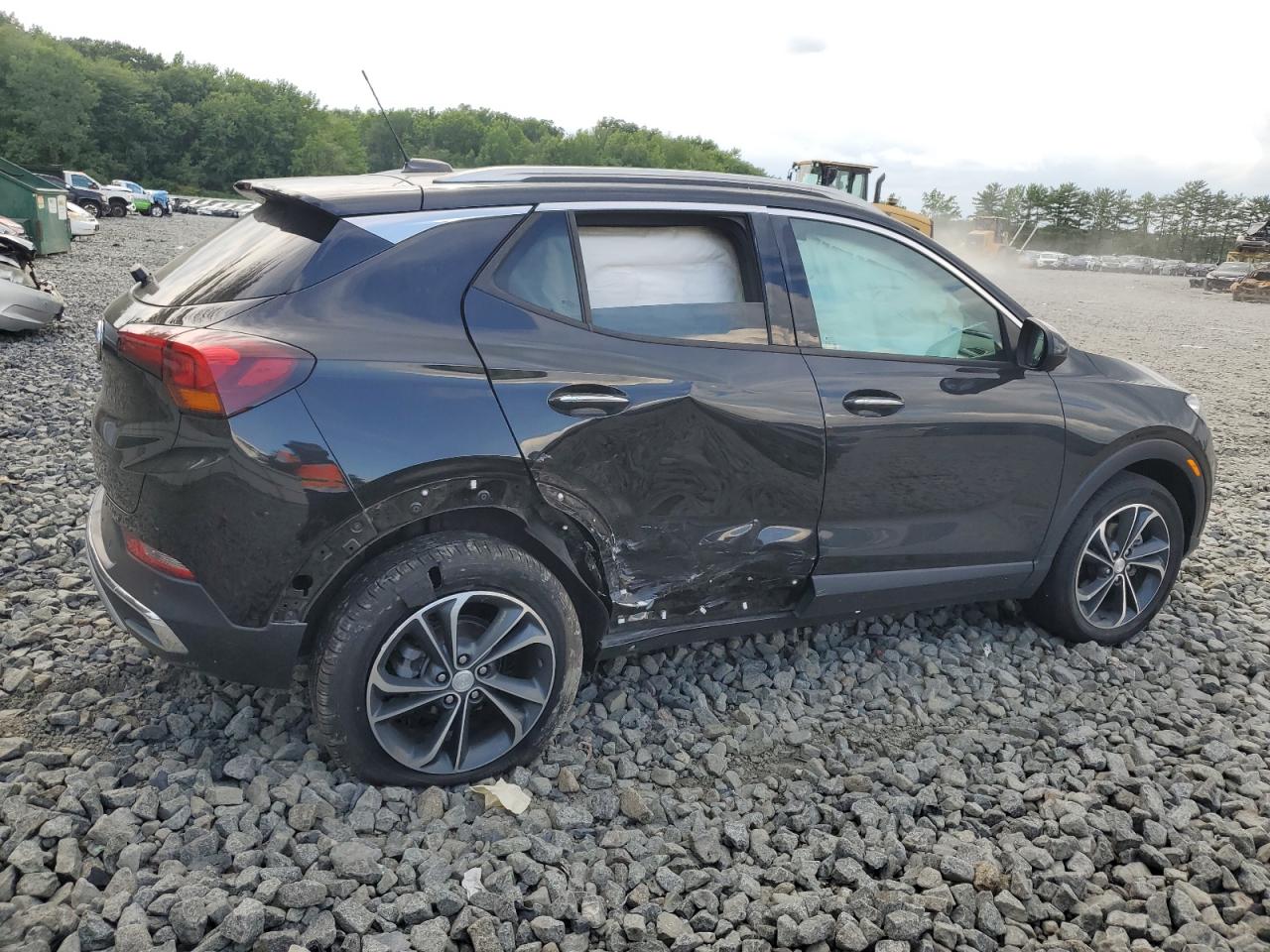 Buick Encore Essence Image 6