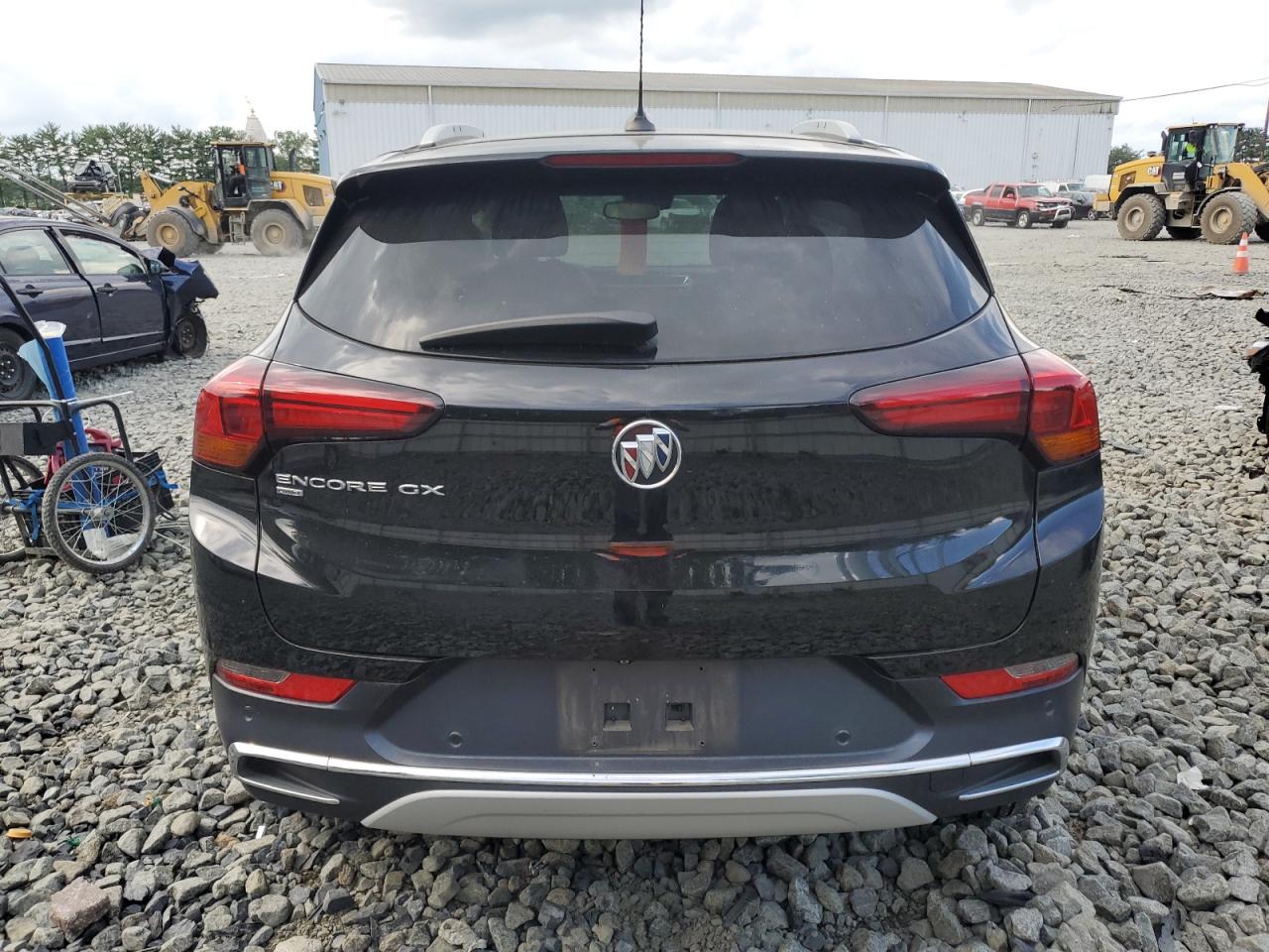 Buick Encore Essence Image 2