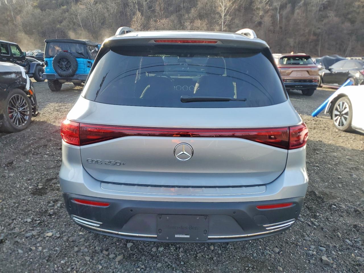 Mercedes-Benz EQB 250+ Image 5