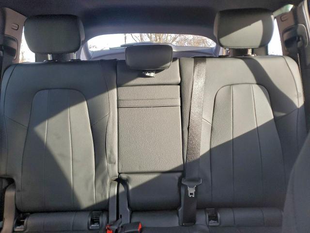 Mercedes-Benz EQB 250+ Image 7