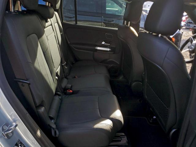 Mercedes-Benz EQB 250+ Image 11